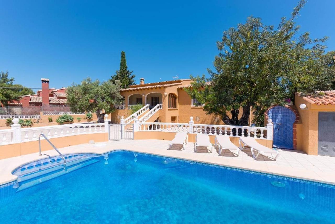 Chechu - Plusholidays Villa *