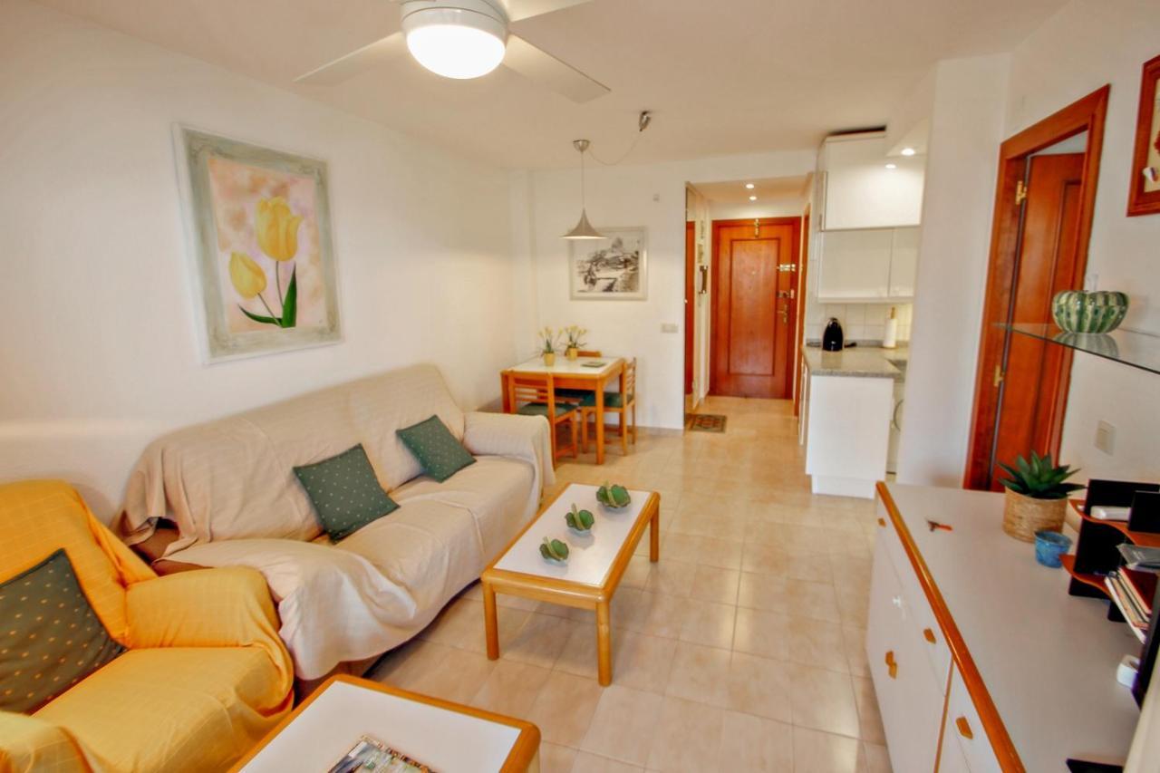 Marta - Stunning Sea View In Apartment