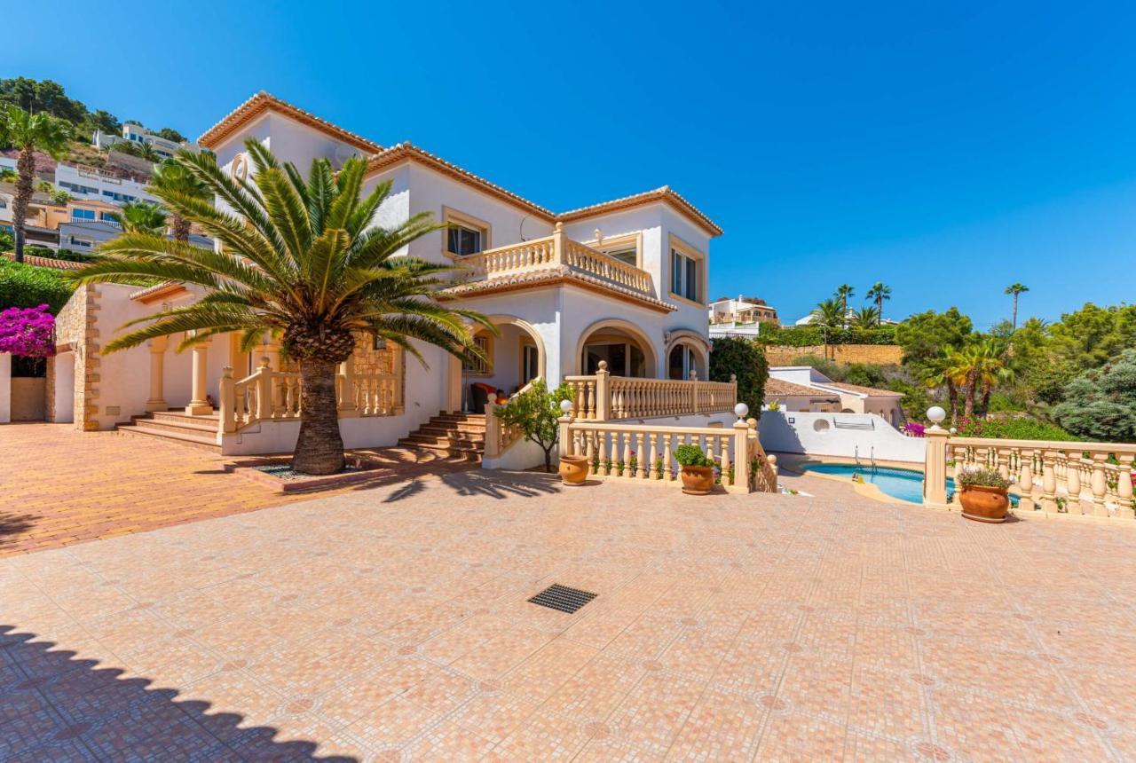 Blasco - Plusholidays Villa *