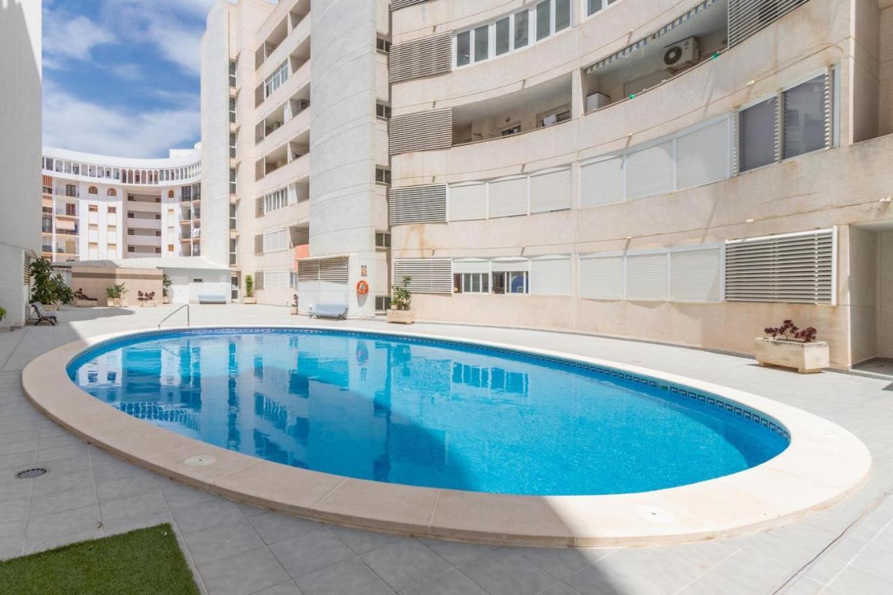 Apartamento Albamar 6 Personas Con Parking Cerca De La Playa