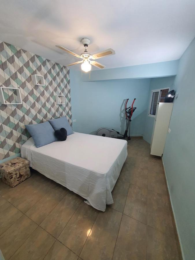 Apartamento Delfin, 40 Metros De La Playa Apartment *