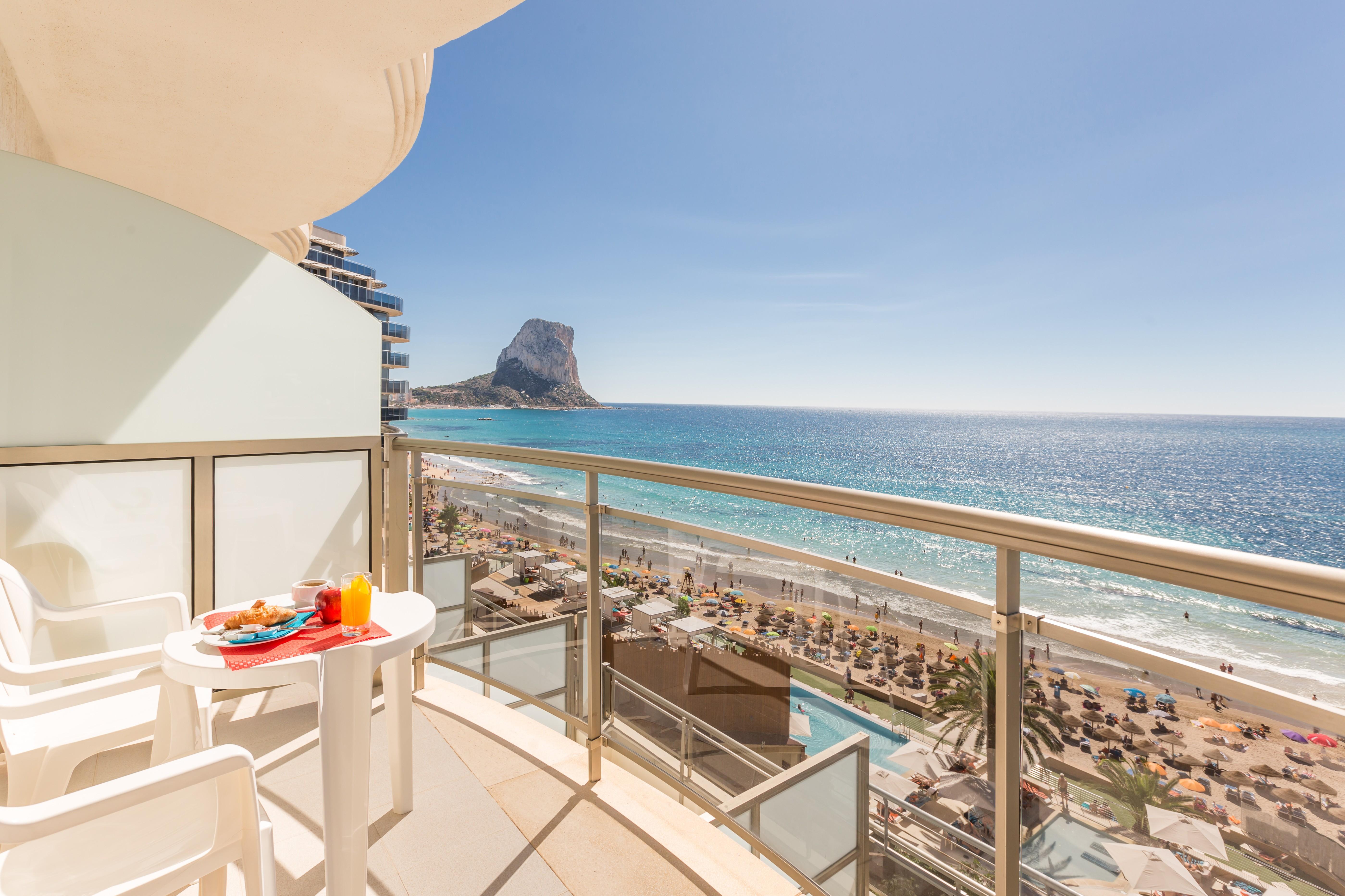 Hotel Bahia By Pierre & 4*