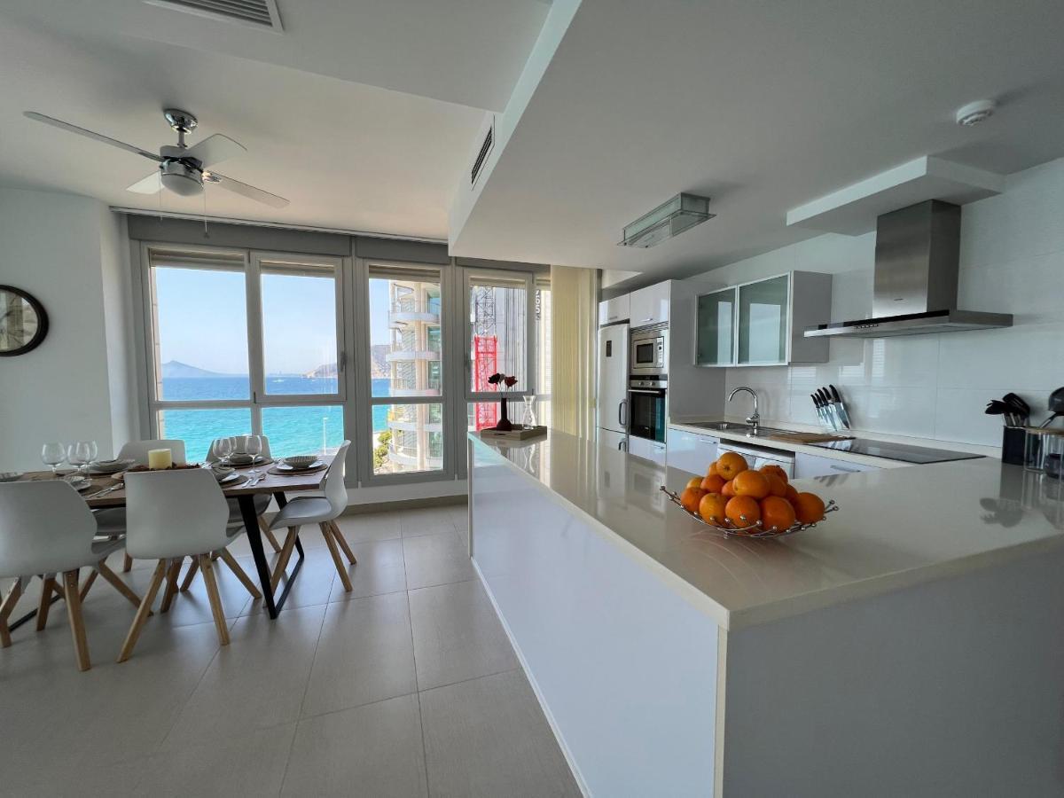Exclusive On The First Line, Calpe