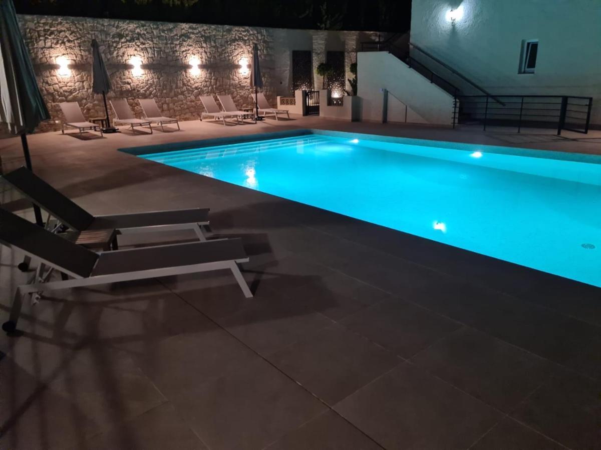 - Azulenacalpe * Calpe