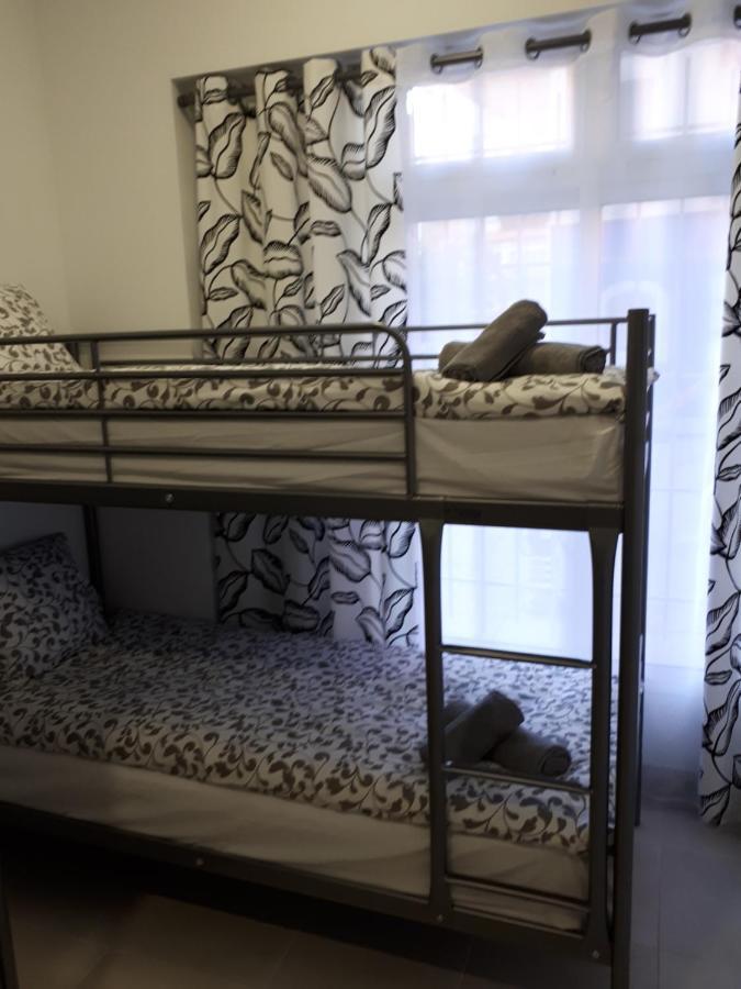 ріаza Lfach Pensión Calpe