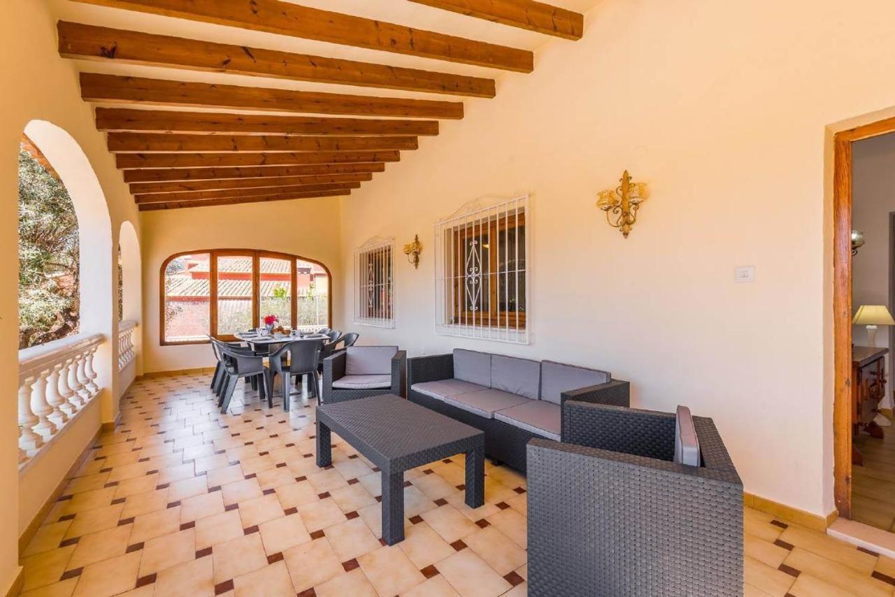 Chechu - Plusholidays Villa *