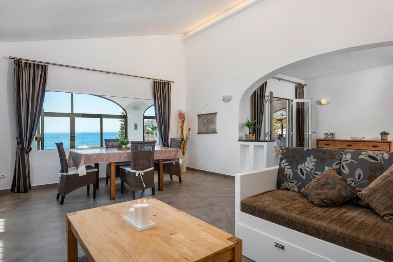 Jaconne - Plusholidays Villa