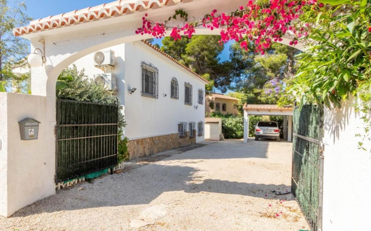 Luxe Carrio Villa