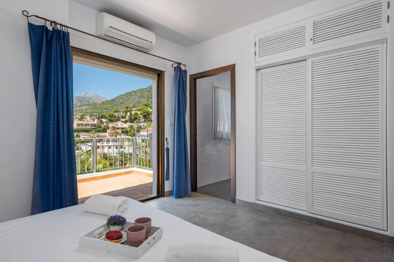 Jaconne - Plusholidays Villa *