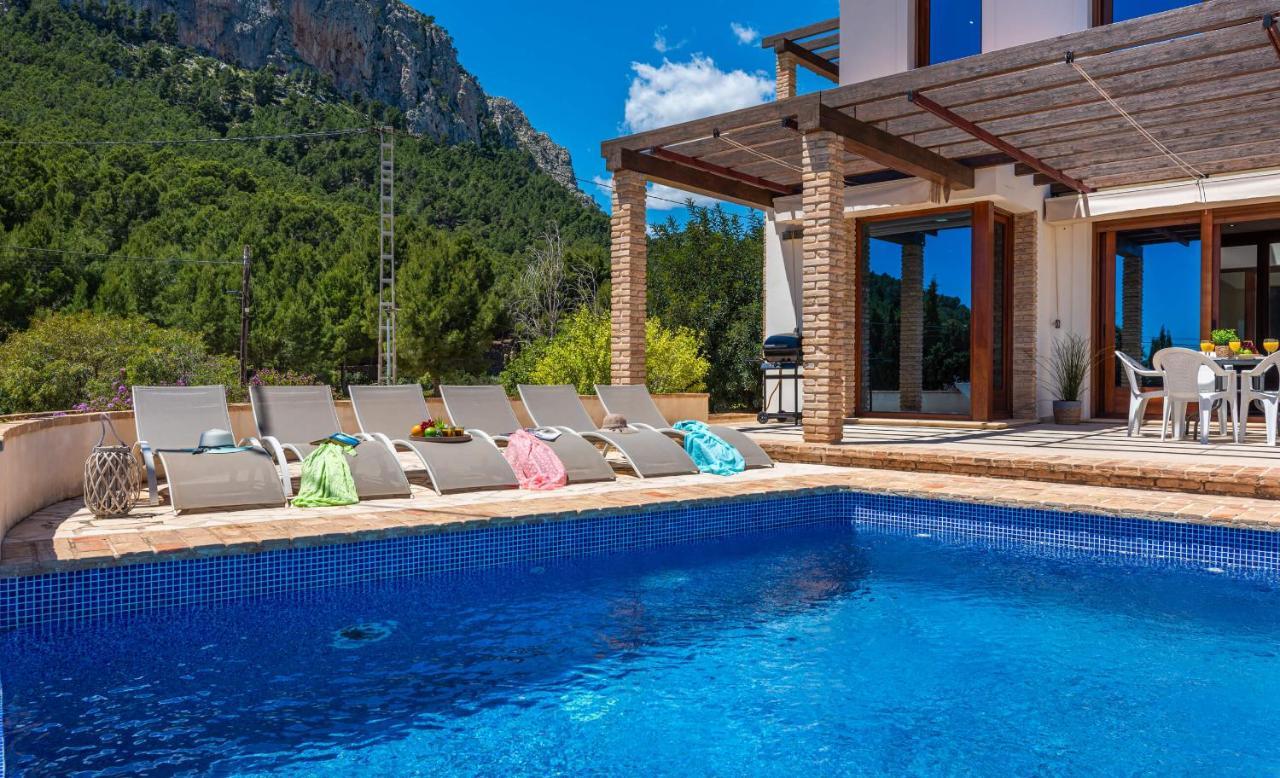 Anis Villa Calpe
