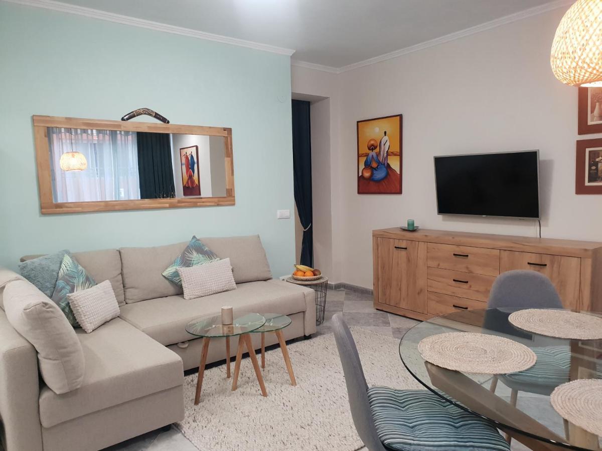By The Apartamento *
