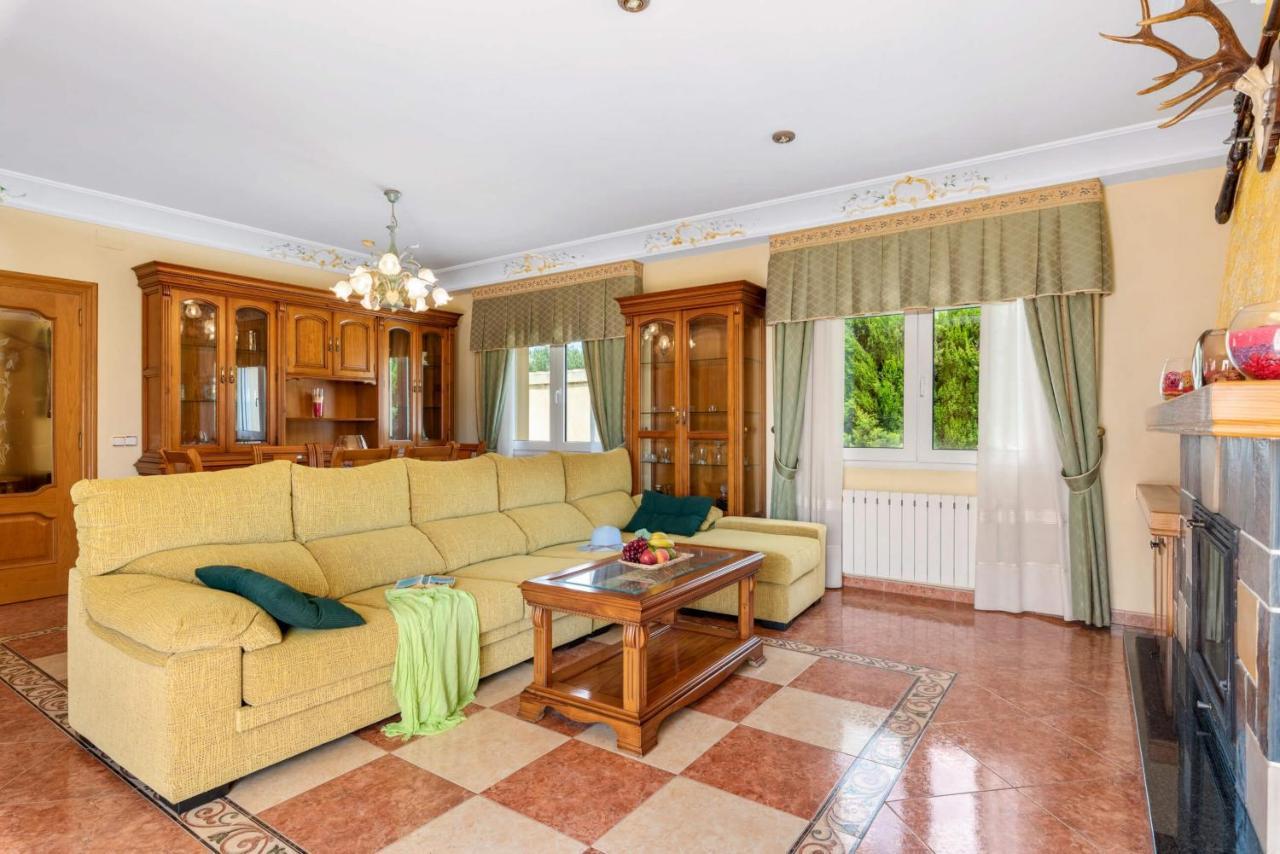 Villa Serena - Plusholidays