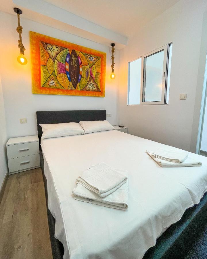 Apartment Sea View Apartment: Beachside Comfort With Wi-fi And Parking *