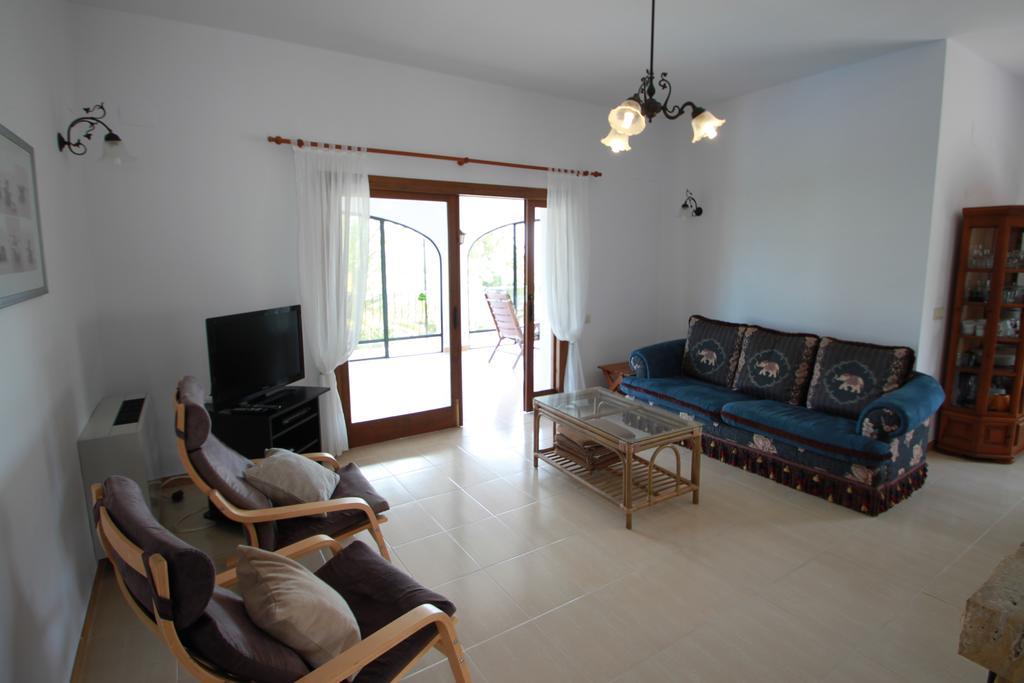 Sara - Sea View With Private Pool In Villa *