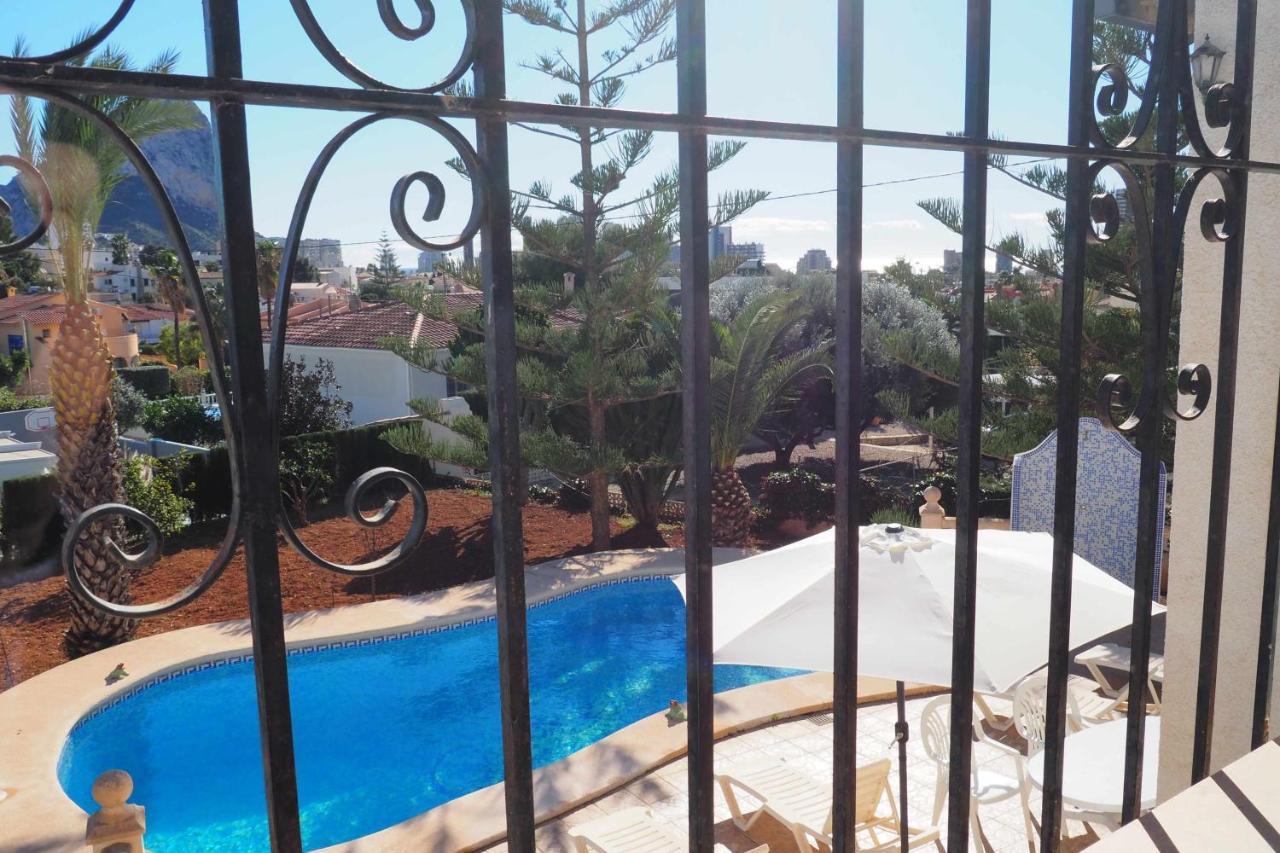 Cerca Playa Y Pueblo Con Piscina Grande Villa Calpe