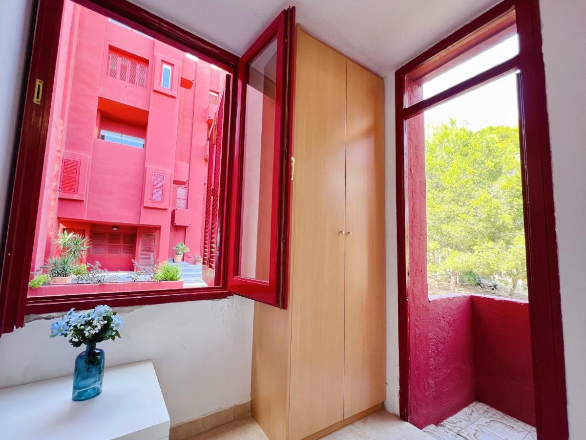 Red Wall/noble Series/little Prince/rose/sea * Calpe