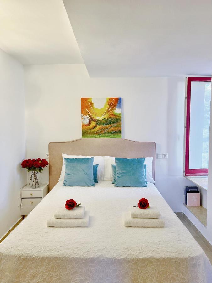 Apartamento Red Wall/noble Series/little Prince/rose/sea