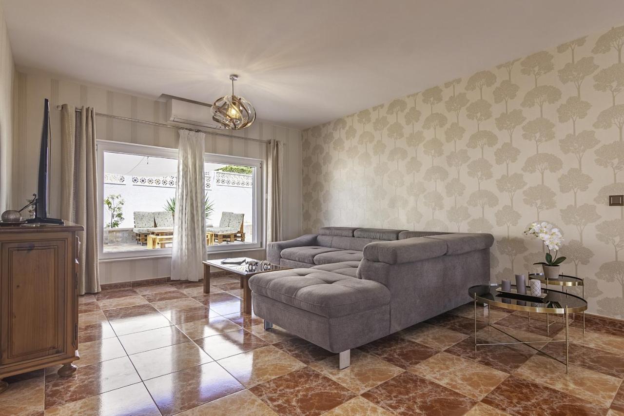 Guzman - Casa Jacek Villa