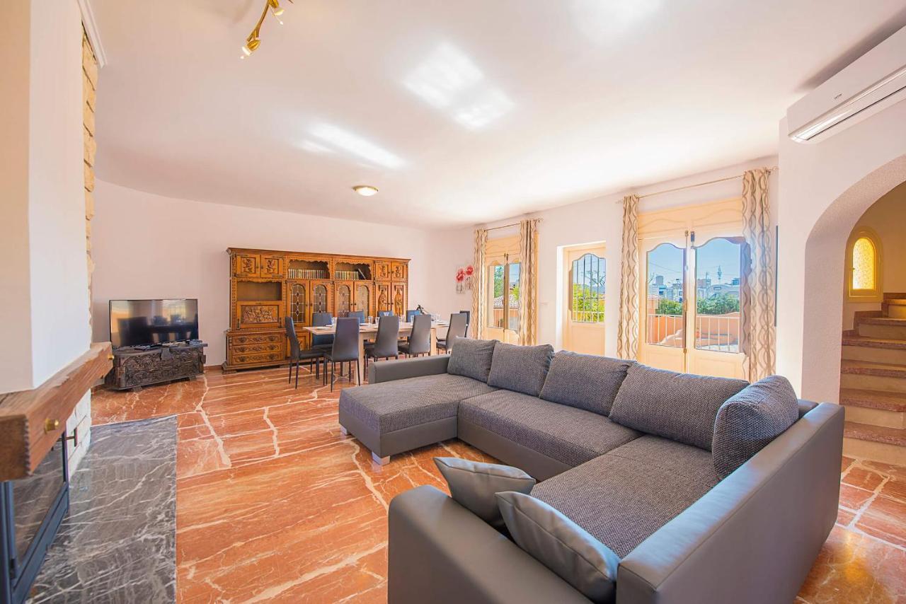 Villa Cronos - Plusholidays *