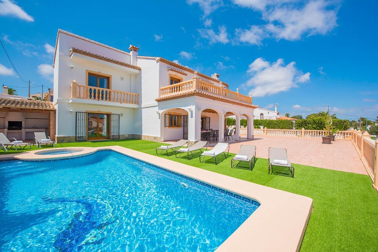 Fuster - Plusholidays Villa *