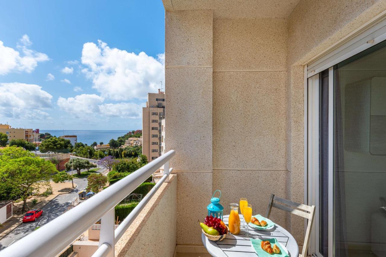 Happy - Plusholidays * Calpe
