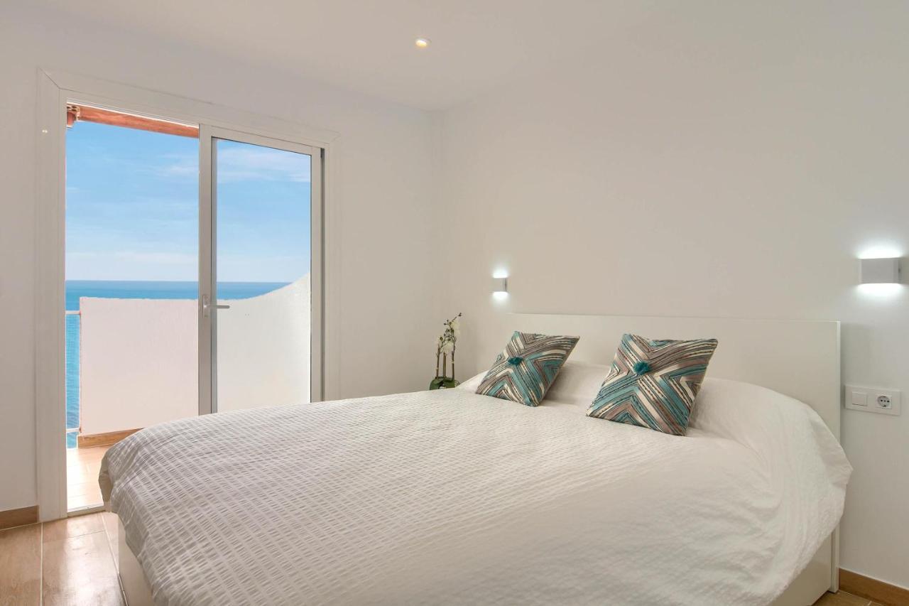 La Perla Seaview Apartamento