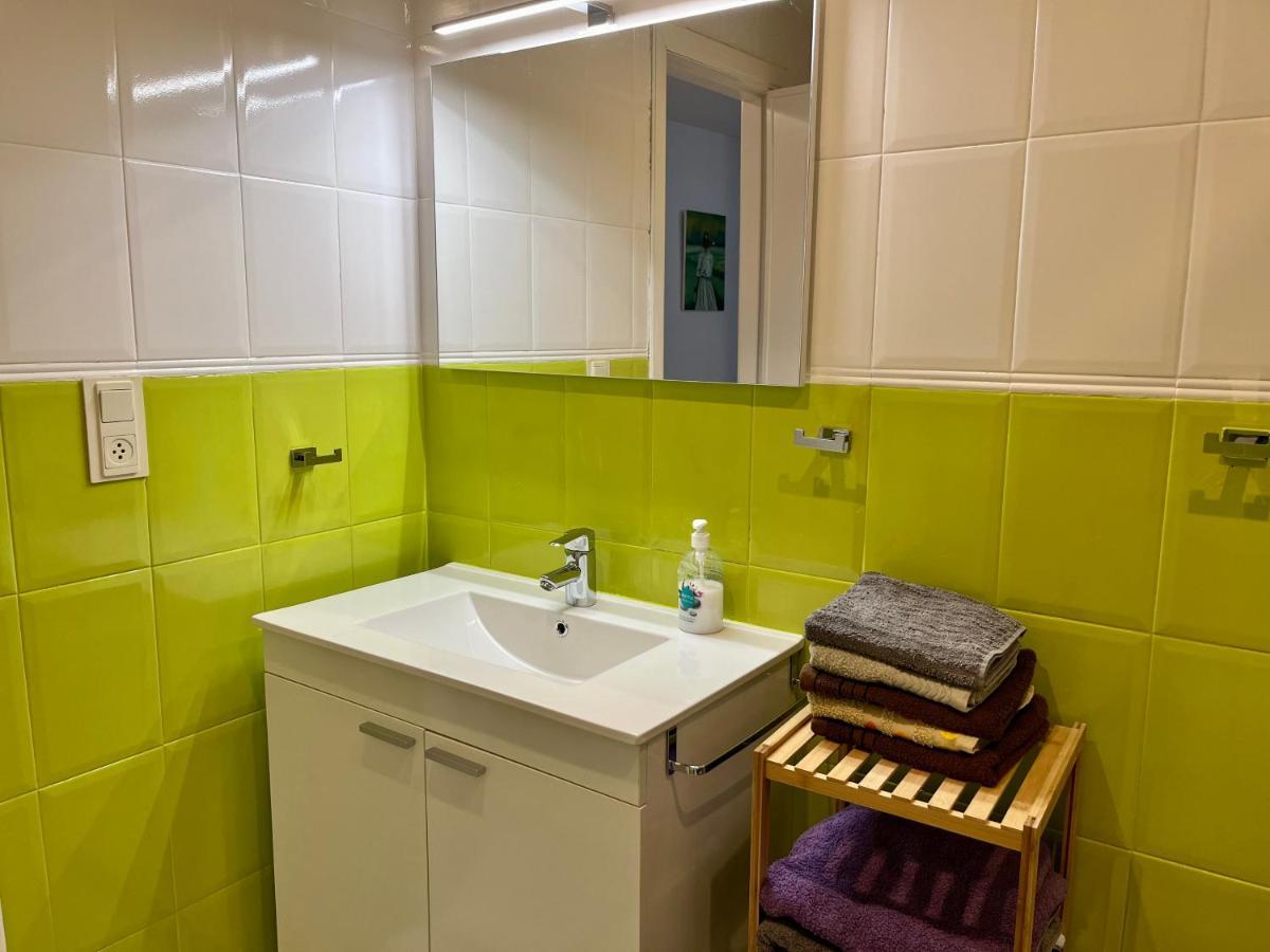 Con Parking Y Piscina Frente Al Mar 4 Personas Apartamento *