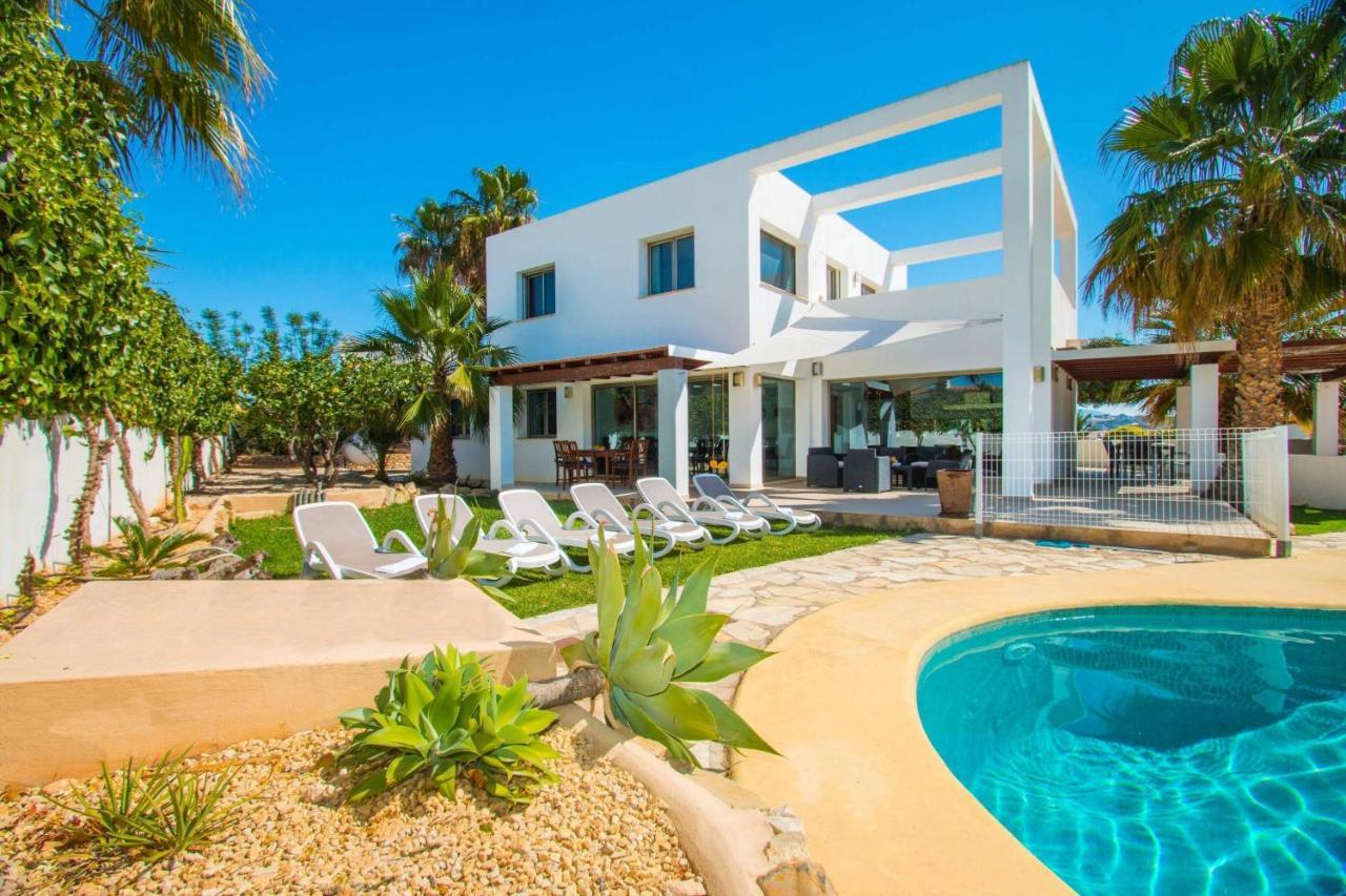 Villa Athos - Plusholidays