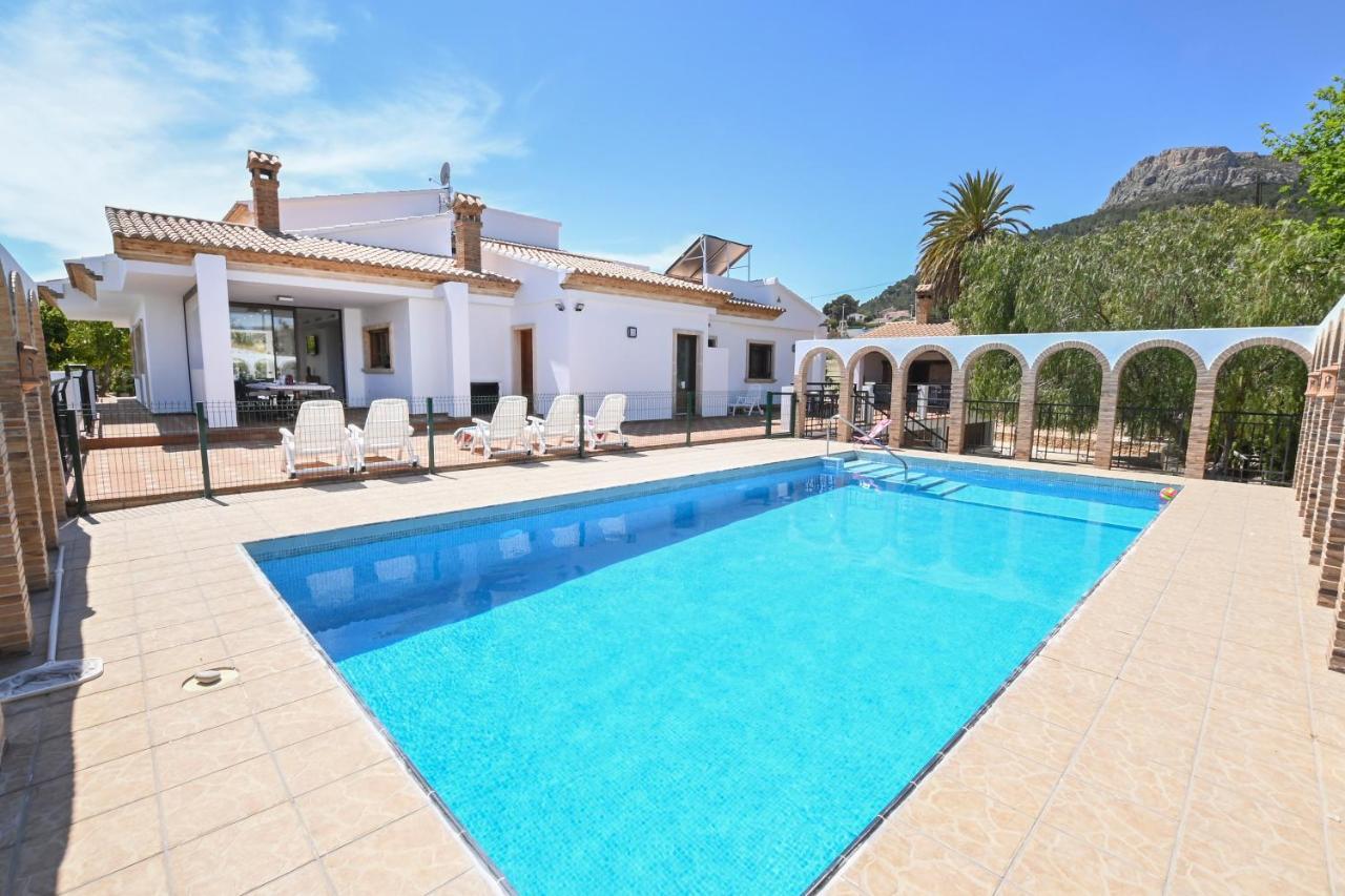 Villa Perles - Grupo Antonio Perles