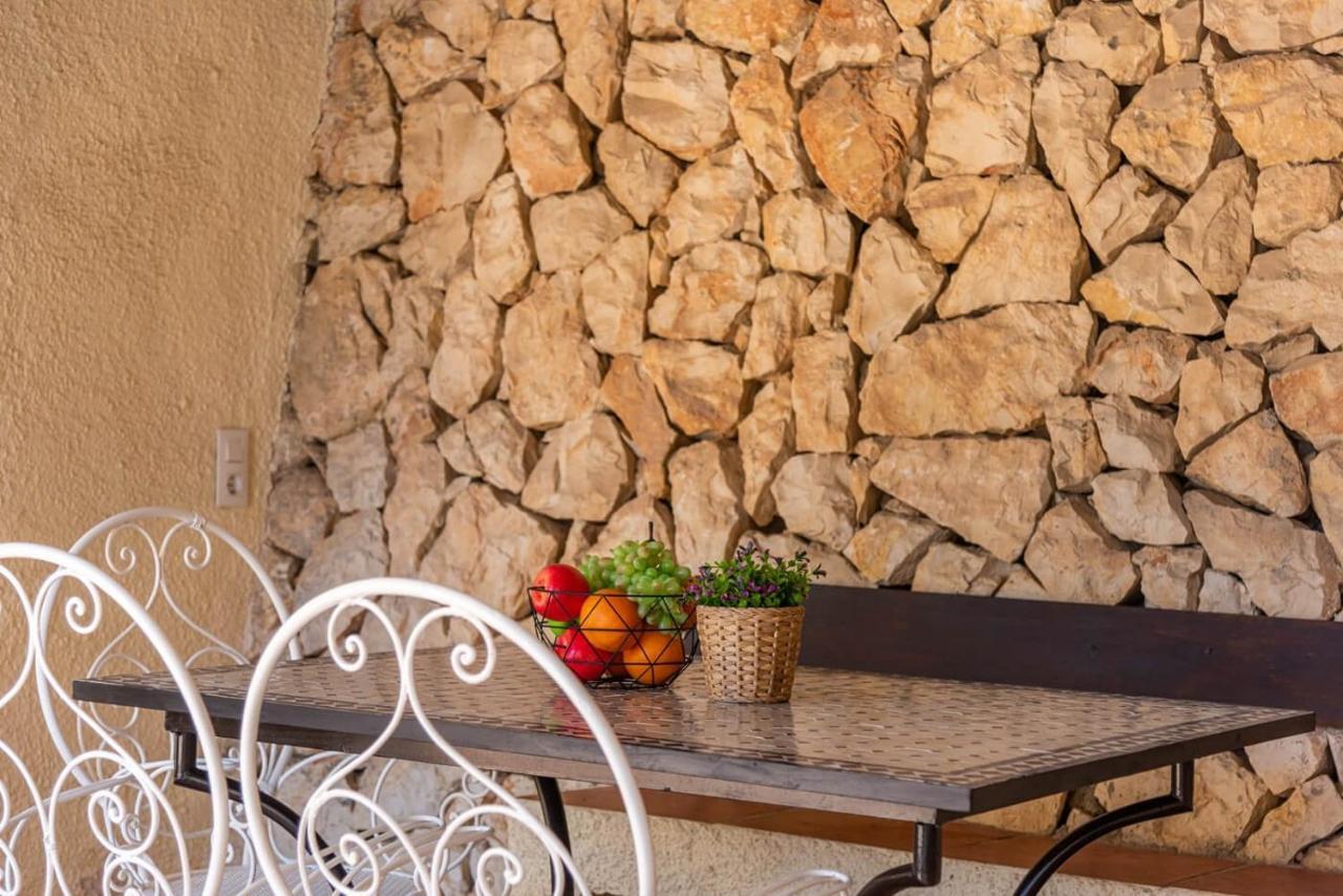 Elice - Plusholidays Calpe