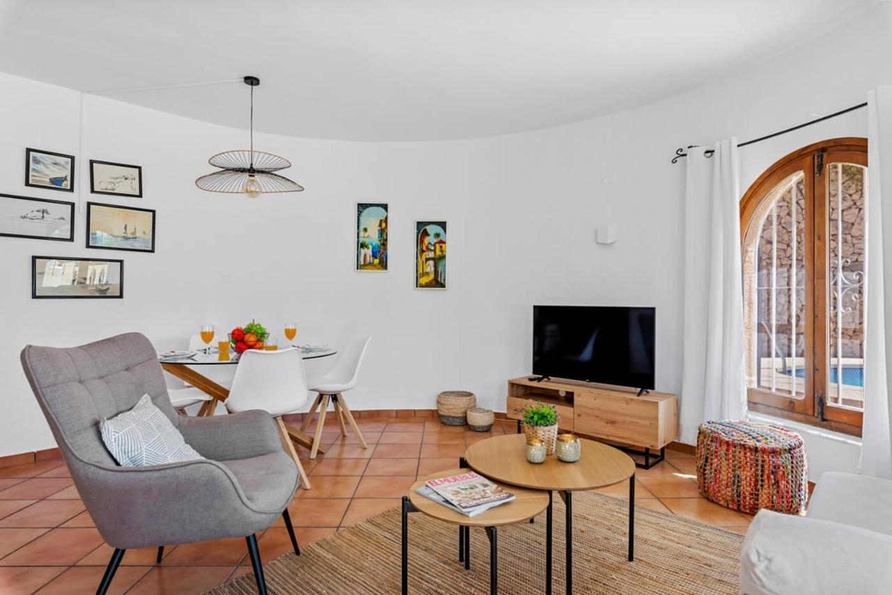 Elice - Plusholidays Villa Calpe