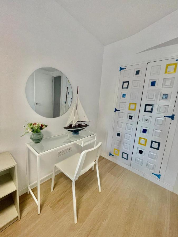 Apartment Apartment Iris 5 Minutos De La Playa, Centro De Ciudad *