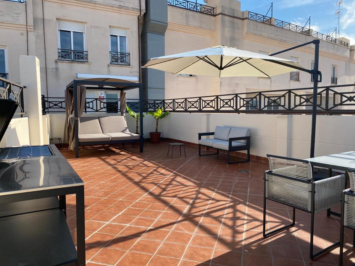 With Solarium/terrace. *