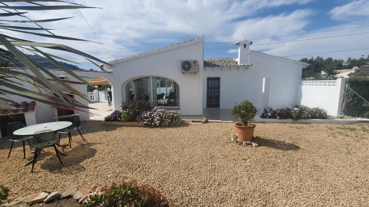 Villa Cheerful 2-bedroom With Private Pool Calpe