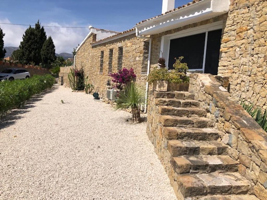 Villa Bennu *
