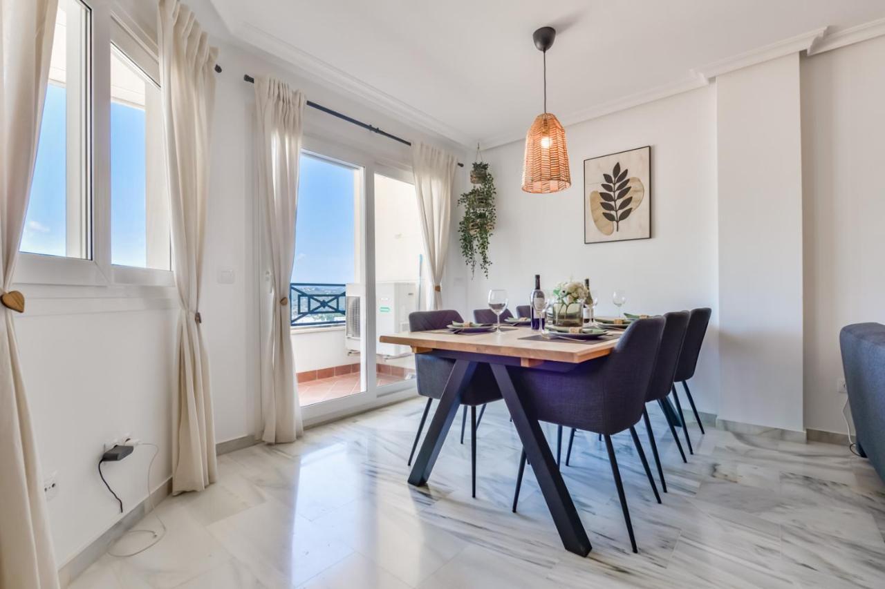 Modern / Quiet 3 Bdrs Flat In The Heart Of *