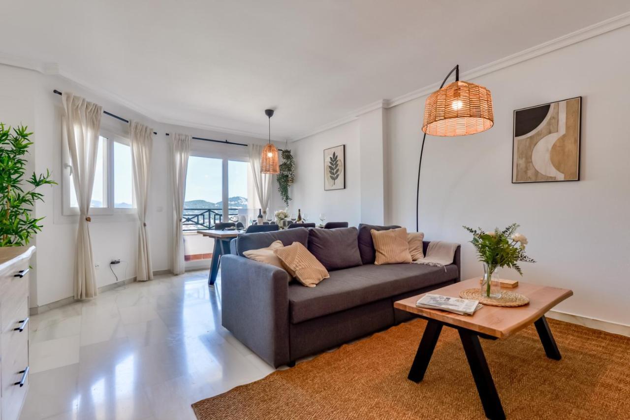 Apartment Modern / Quiet 3 Bdrs Flat In The Heart Of