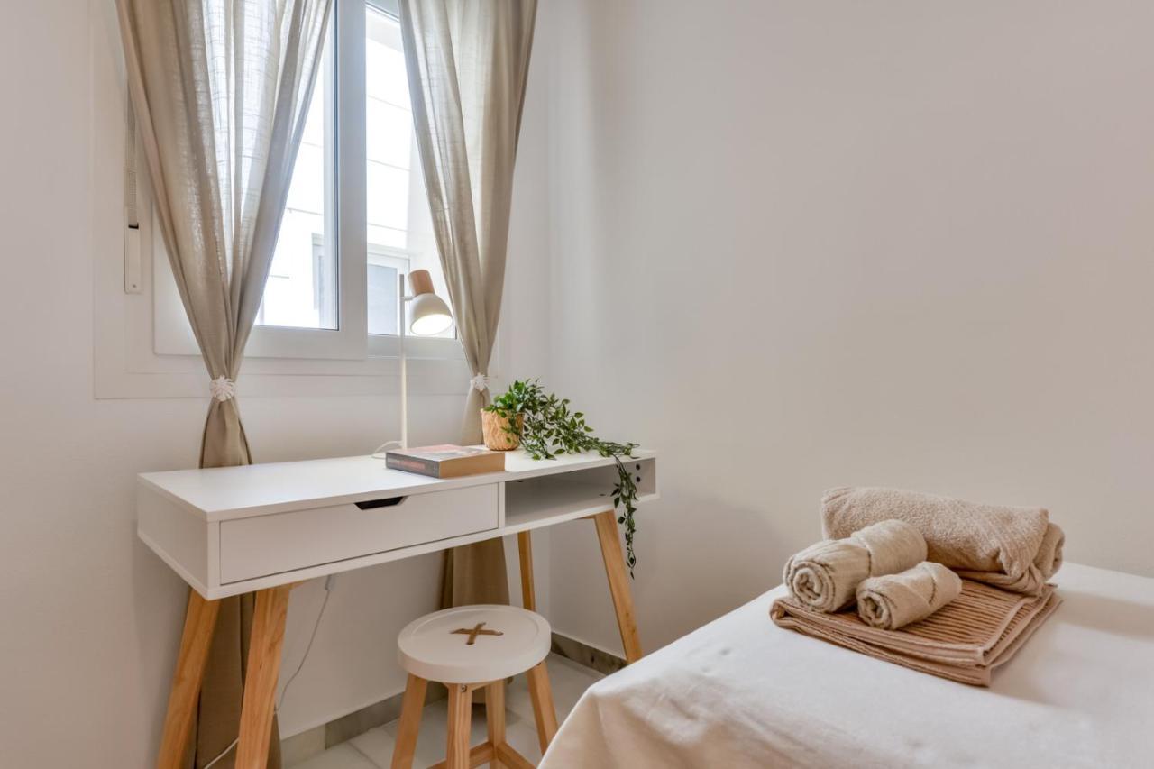 Modern / Quiet 3 Bdrs Flat In The Heart Of Apartment