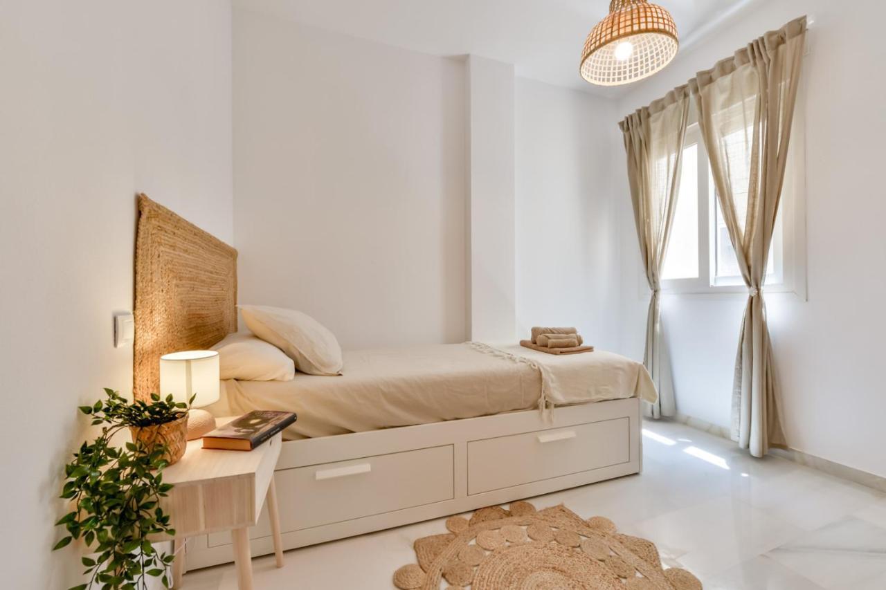 Apartment Modern / Quiet 3 Bdrs Flat In The Heart Of *