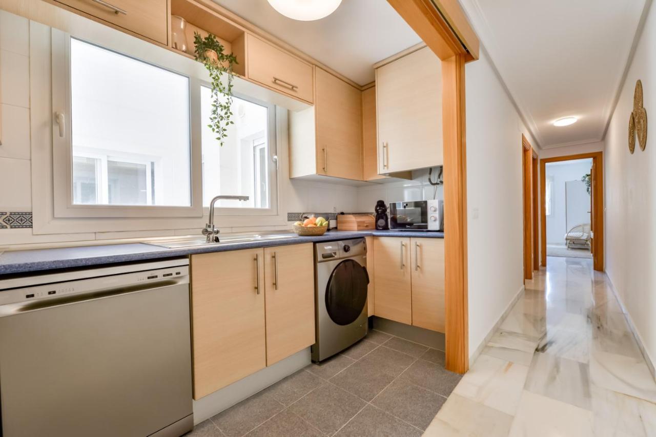 Modern / Quiet 3 Bdrs Flat In The Heart Of *