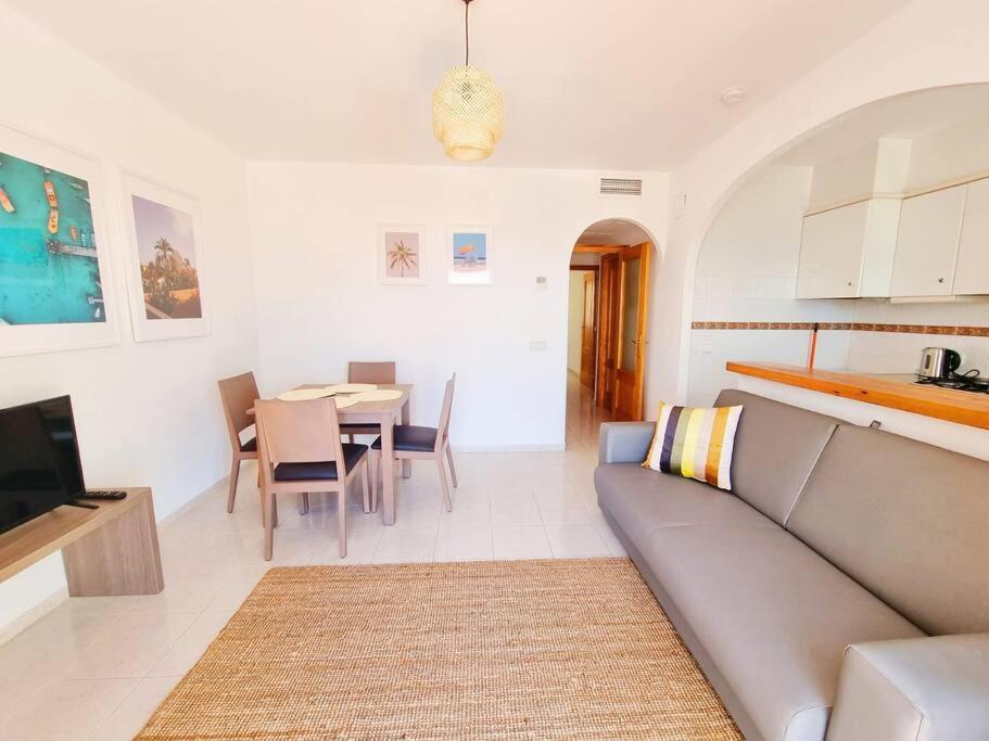 Flamingo - Imperial Park - Sea View, 6 Pools, Terrace Apartamento