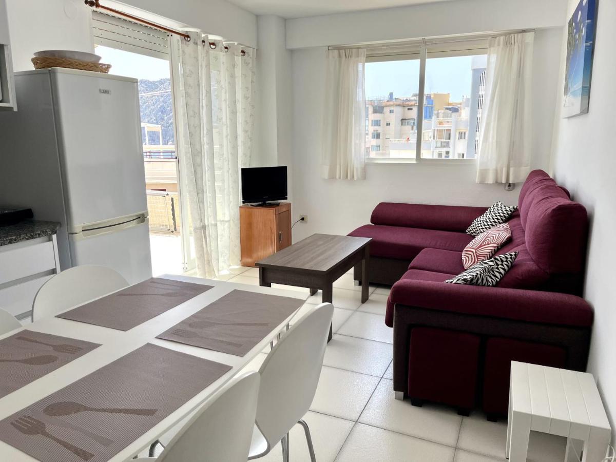 Primera Linea Con Piscina En Calpe