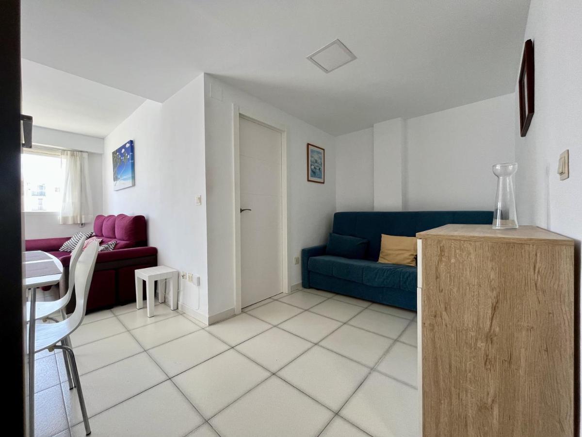 Apartamento Primera Linea Con Piscina En Calpe