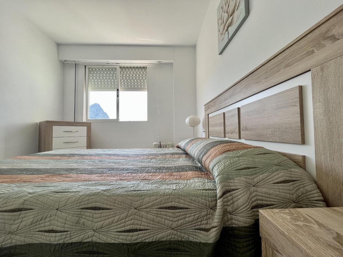Primera Linea Con Piscina En Calpe