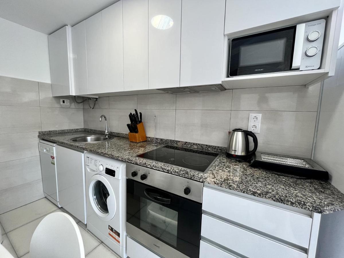 Primera Linea Con Piscina En Calpe