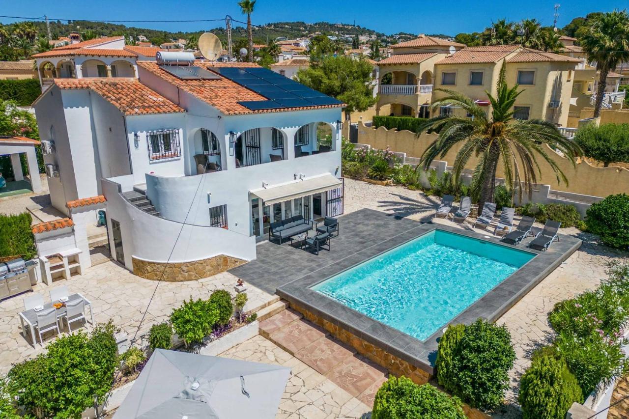 Luxe Villa *