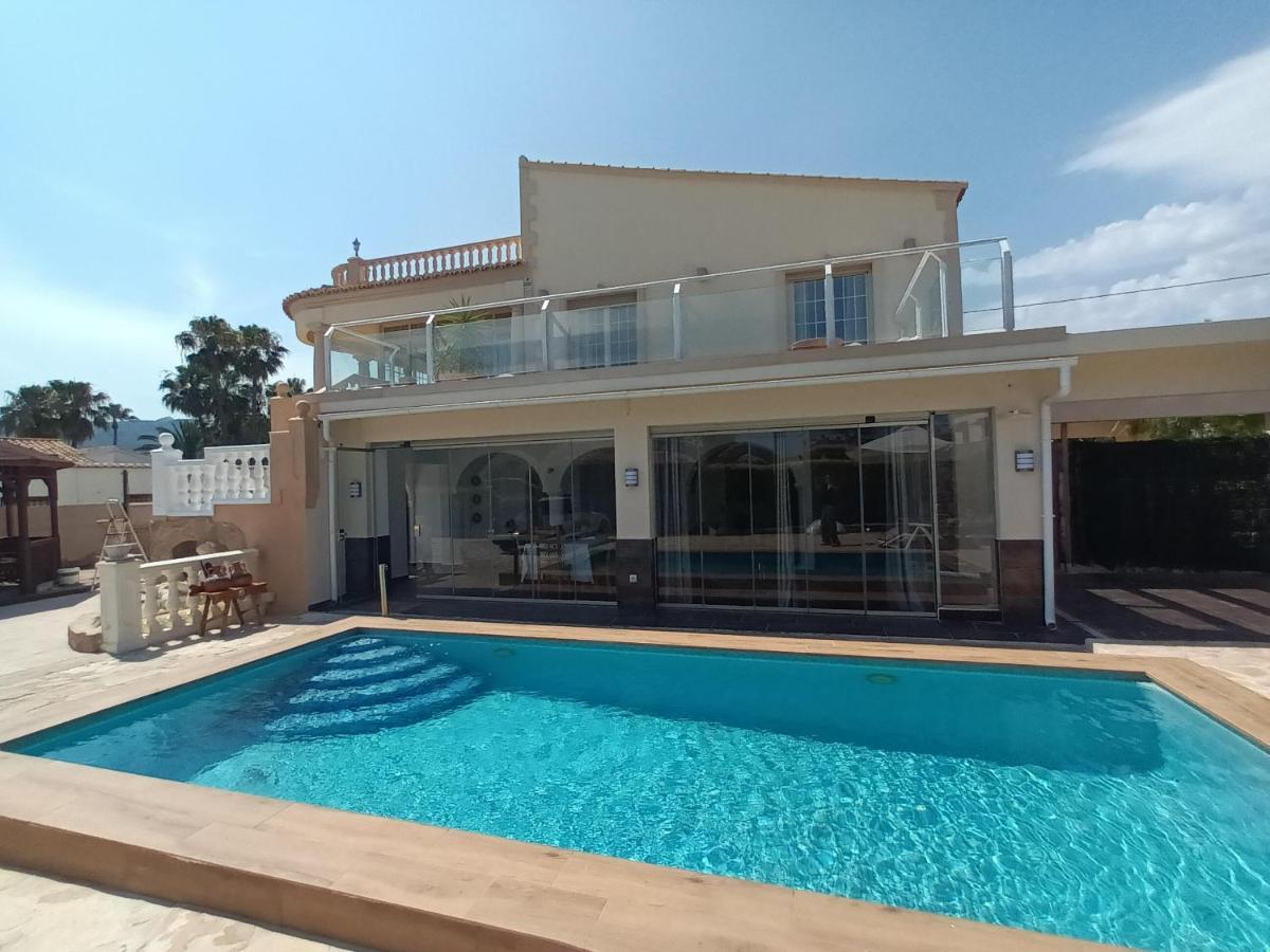 Constantinos O Completa Calpe