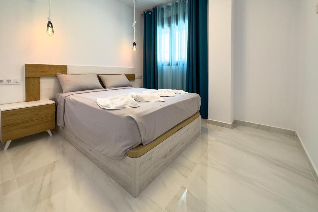 Apartamento 70m Playa Jardin Piscina Wifi Aire *