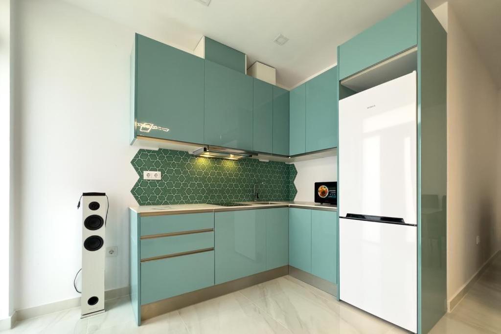 Apartamento 70m Playa Jardin Piscina Wifi Aire *