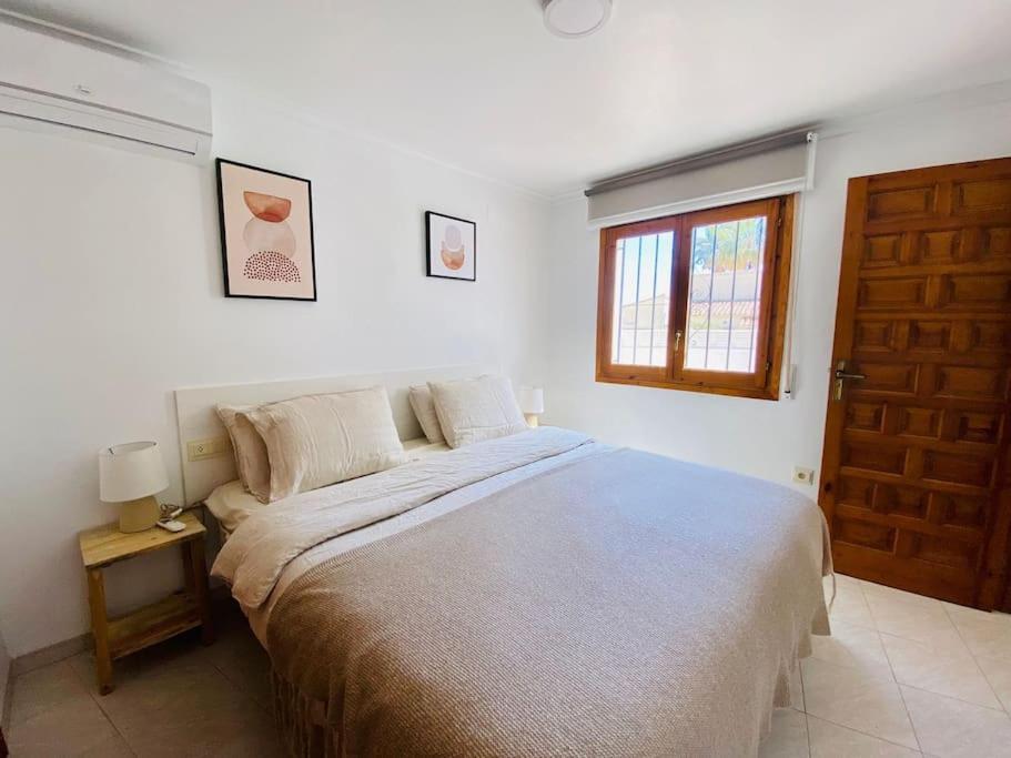 With Private Pool And Close To The